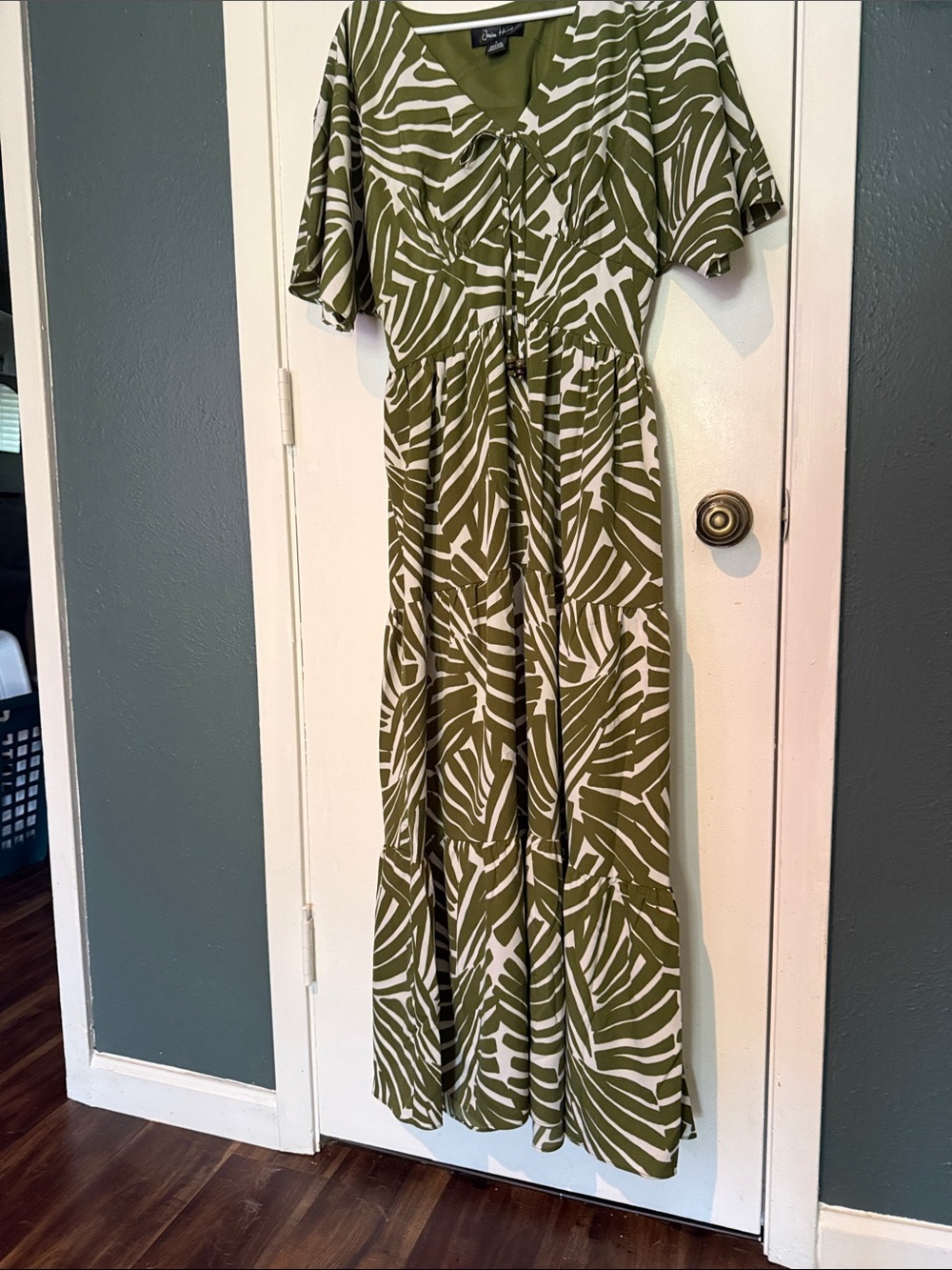 Jessica Howard Olive and White Zebra-Print Tiered Maxi Dress